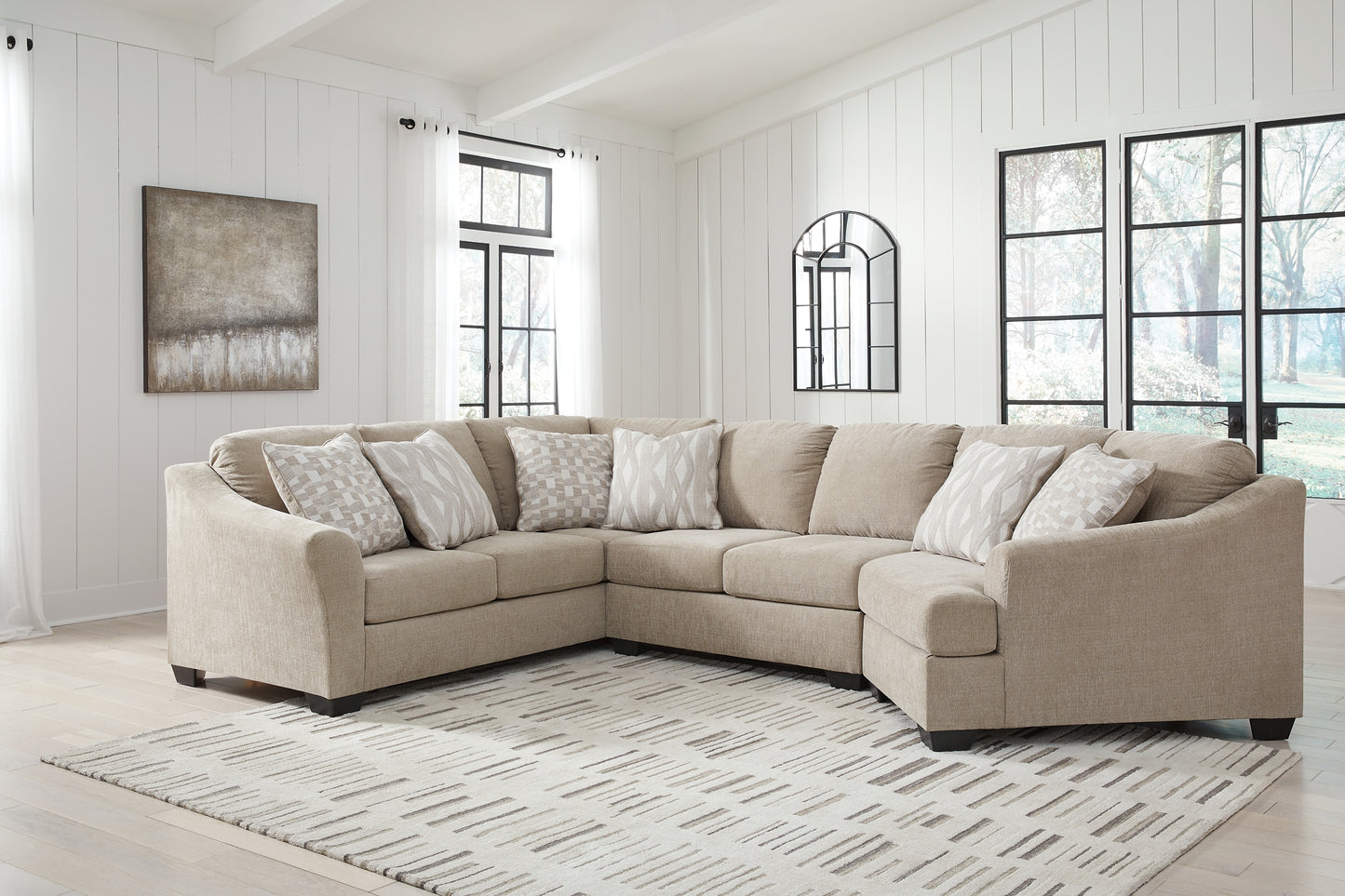 Brogan Bay 3-Piece Sectional with Cuddler